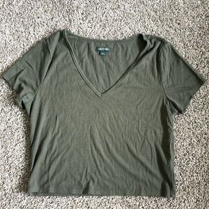 LAST CHANCE - Olive green v-neck crop top tee